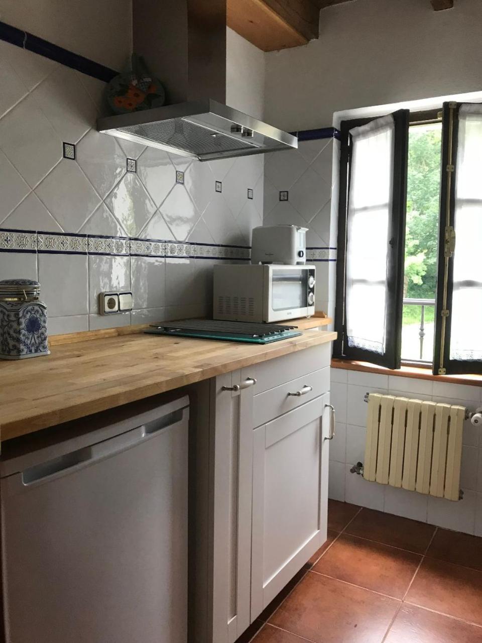 Ferienwohnung Les Piperes Corao Exterior foto